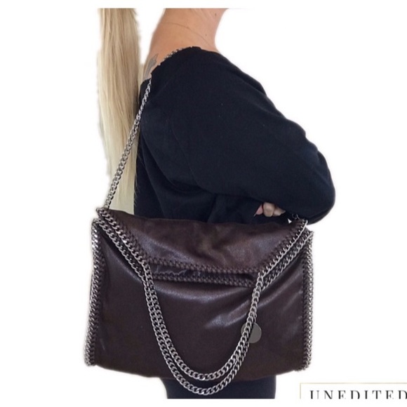 SALE 💗LIKE FAMOUS DESIGNER TOTE W/ ATTACHED CHAIN PURSE - Picture 5 of 6